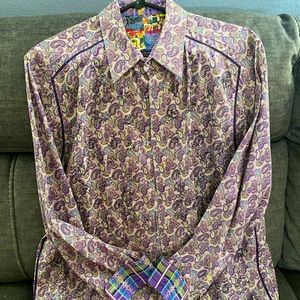 Robert Graham size XL